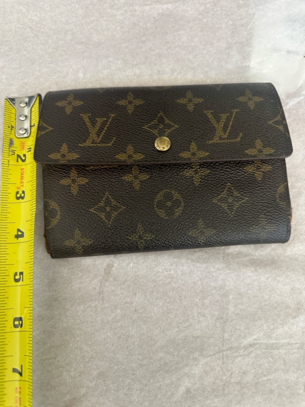Louis Vuitton Brown and Gold Monogram Wallet - Picture 13 of 14